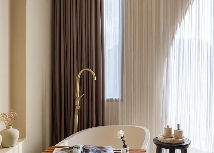 Lunara Luxury 1br Private Pool In Canggu Mengwi